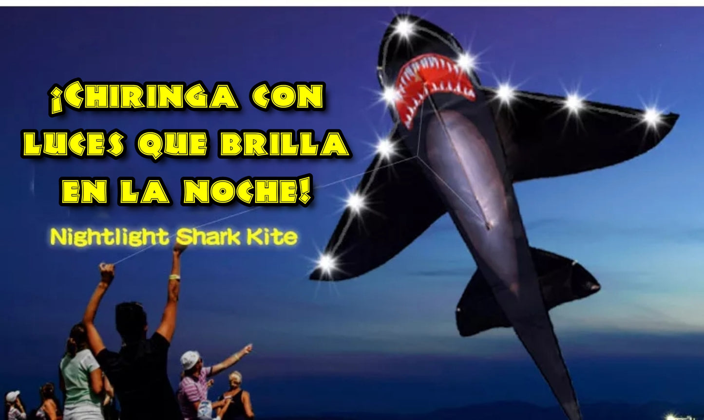 Chiringa Iluminada "La Luz se la llevó el Tiburón"